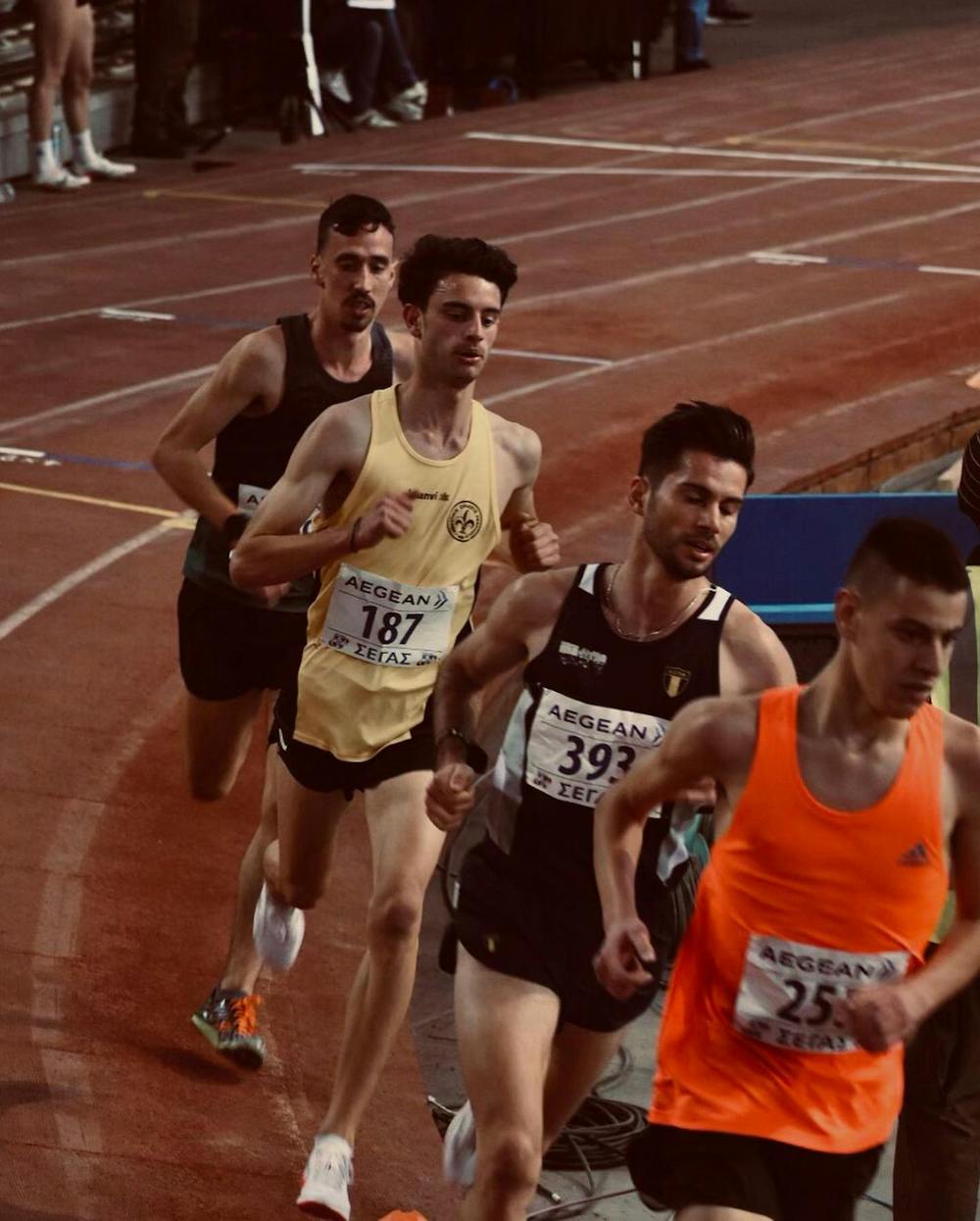 Το φωτογραφικό κολλάζ του Πανελληνίου Πρωταθλήματος Κλειστού στίβου στο ΣΕΦ (Pics) runbeat.gr